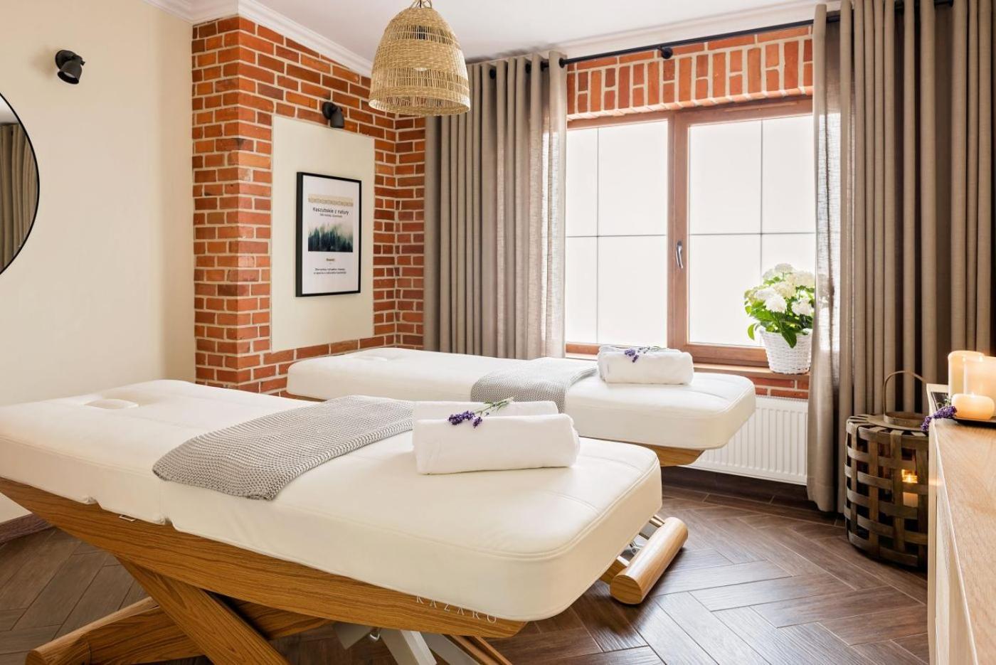 Hotel Szymbark Szymbark  Bagian luar foto