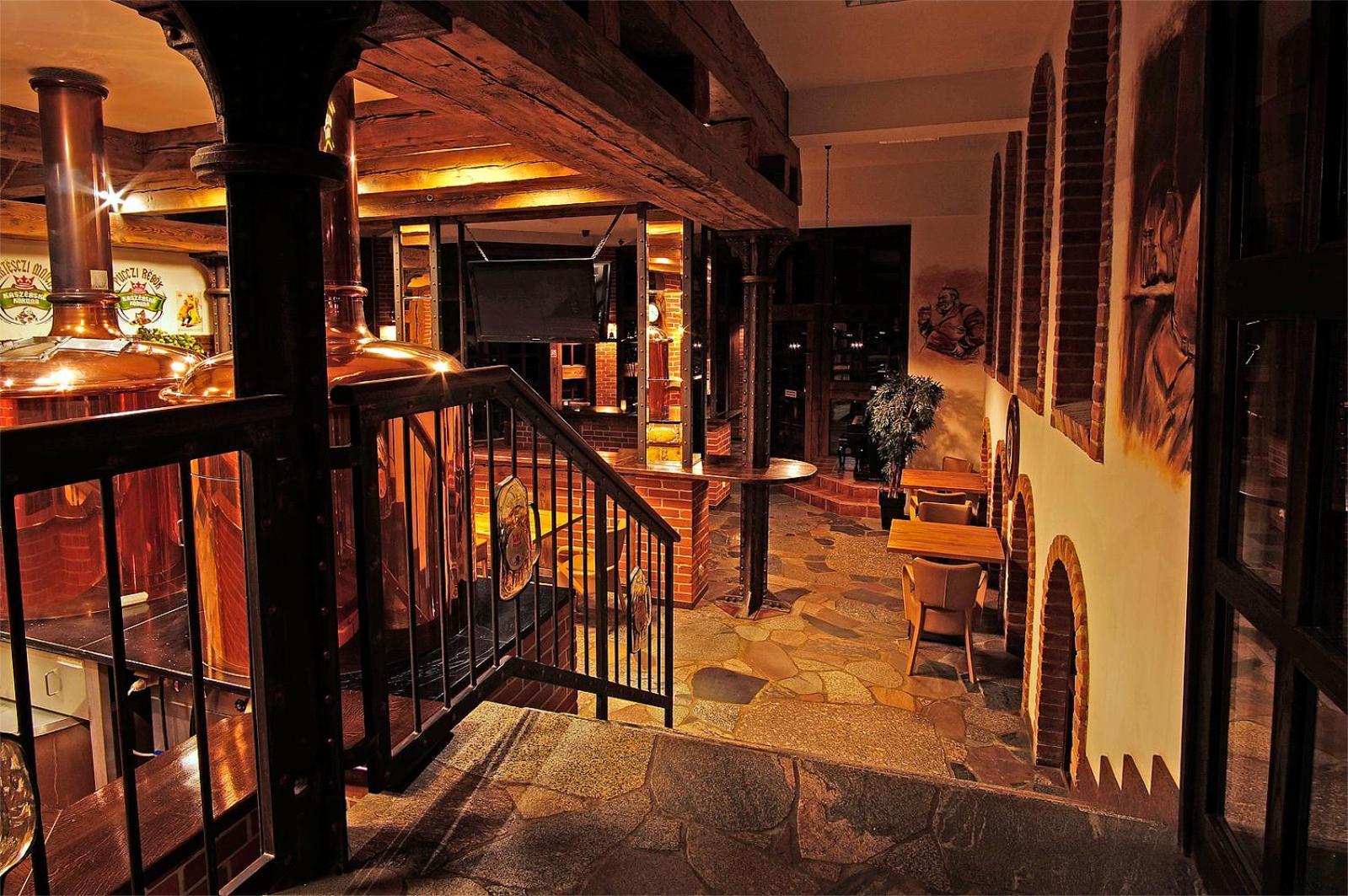 Hotel Szymbark Szymbark  Bagian luar foto